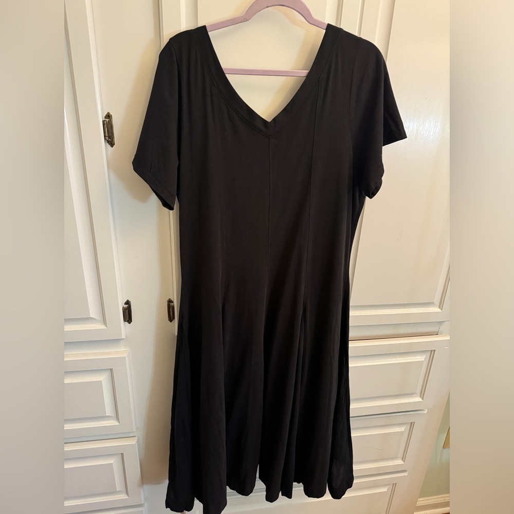 MAEVE by Athropologie Plus Black V Neck Short Sleeve midi circle skirt dress 2X - Picture 6 of 8